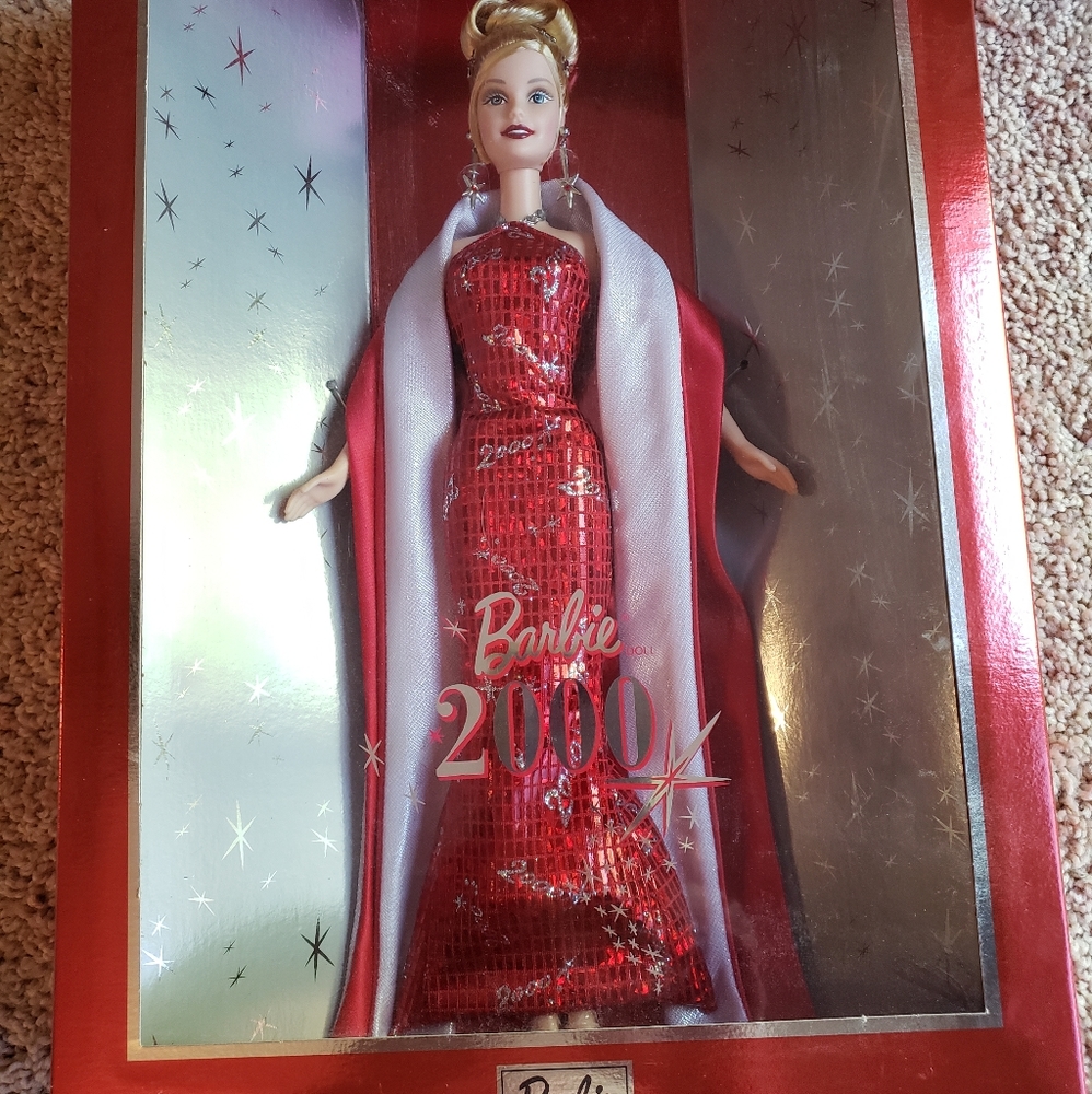 Barbie 2000 Collector Edition NRFB
